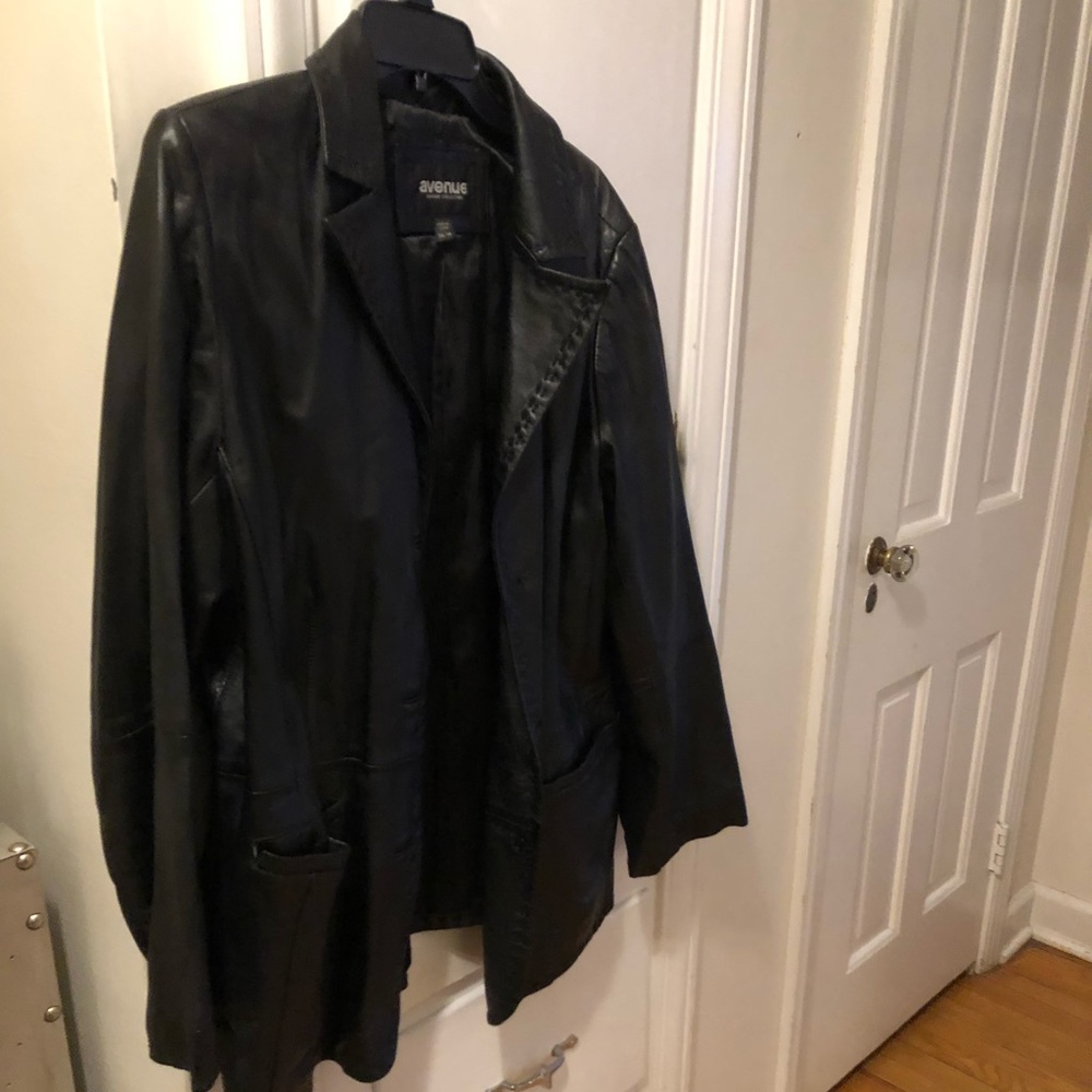 Black Leather Jacket Button Down Front Size 14/16 - image 1